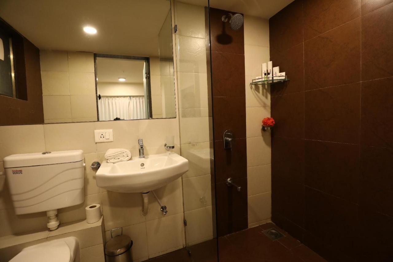 Honest Homes At Rajhans Belliza, Appartment Units Surate Exterior foto